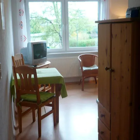 Wohnung 2 In Goehren, 400 M Zur Ostsee